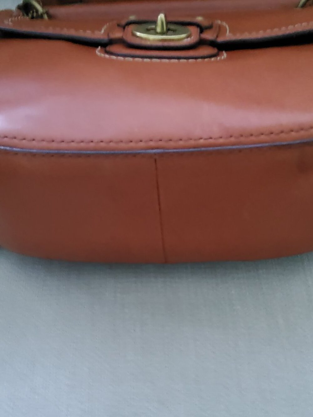 Coach Willis Crossbody in British Tan 19132 - Picture 3 of 13
